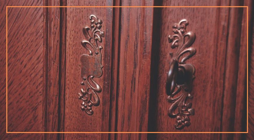 CERNIERE DEI MOBILI ALLENTATE: ECCO COME SOSTITUIRLE O REGOLARLE